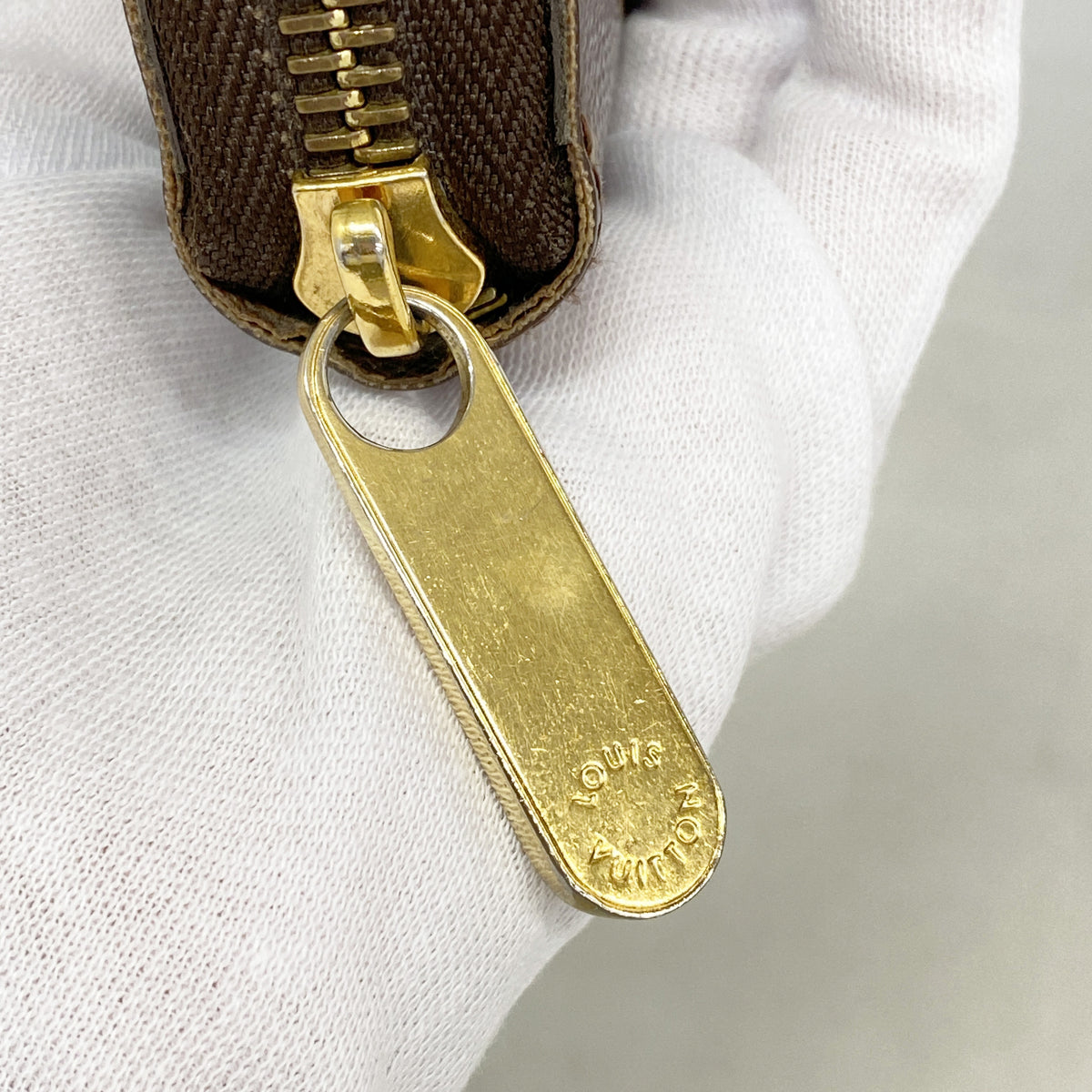 【6hb0154】ルイヴィトン 長財布 モノグラム ジッピーウォレット M42616 ブラウン【中古】メンズ レディース ユニセックス