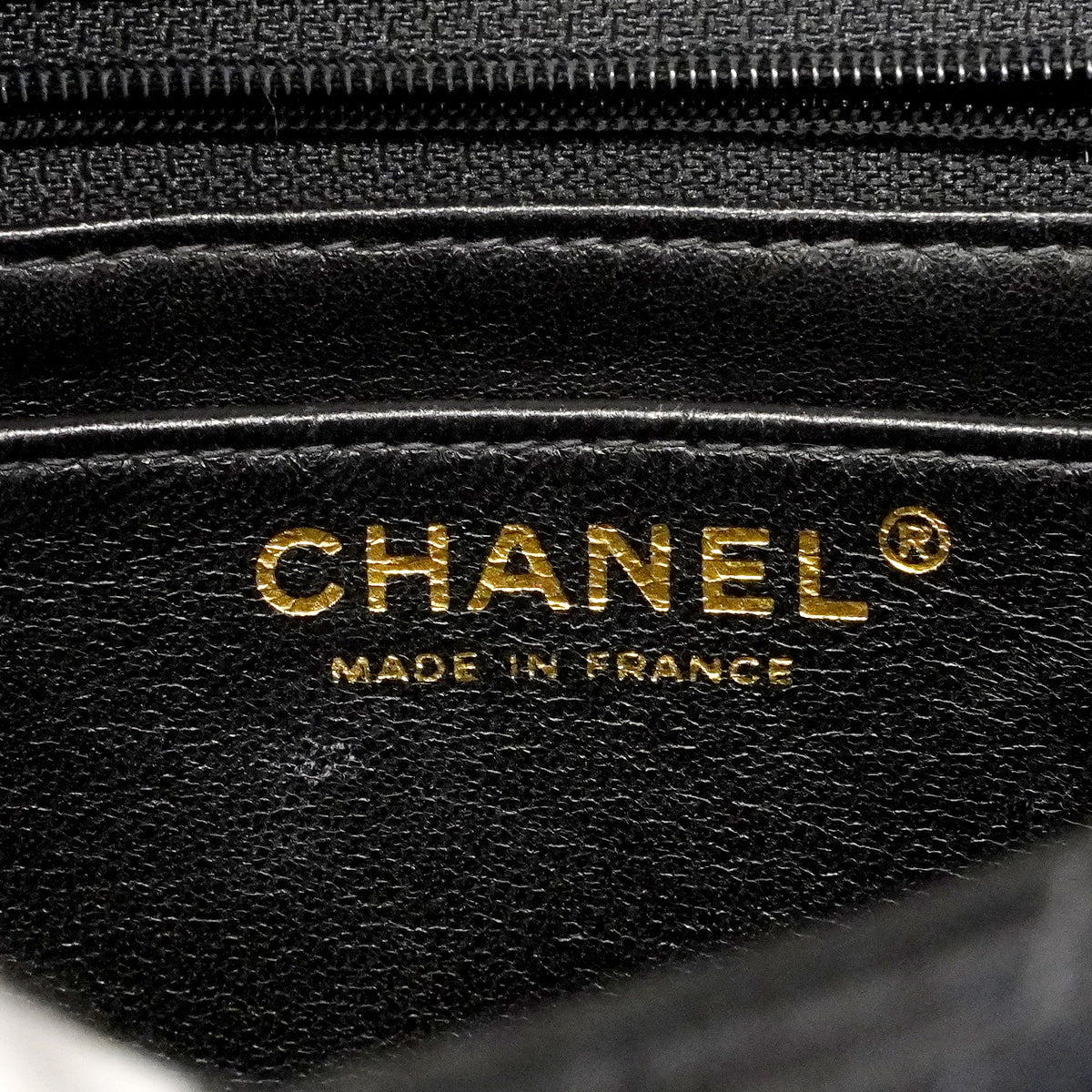【6hb0159】シャネル ショルダーバッグ ミニマトラッセ チェーンショルダー キャビアスキン ブラック ゴールド金具【中古】レディース