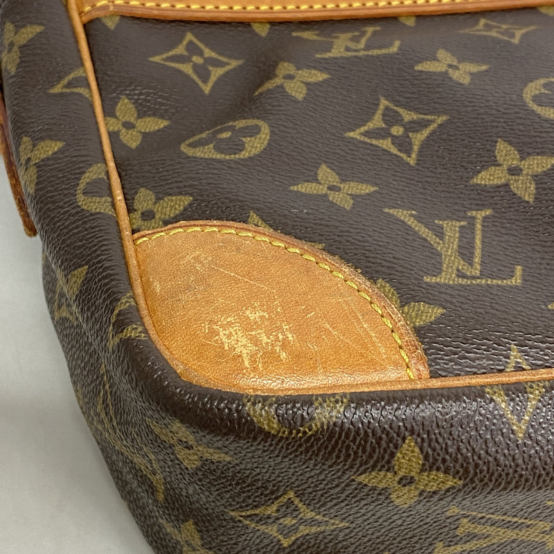 【6hb0166】ルイヴィトン ショルダーバッグ モノグラム トロカデロ30 M51272 ブラウン【中古】レディース