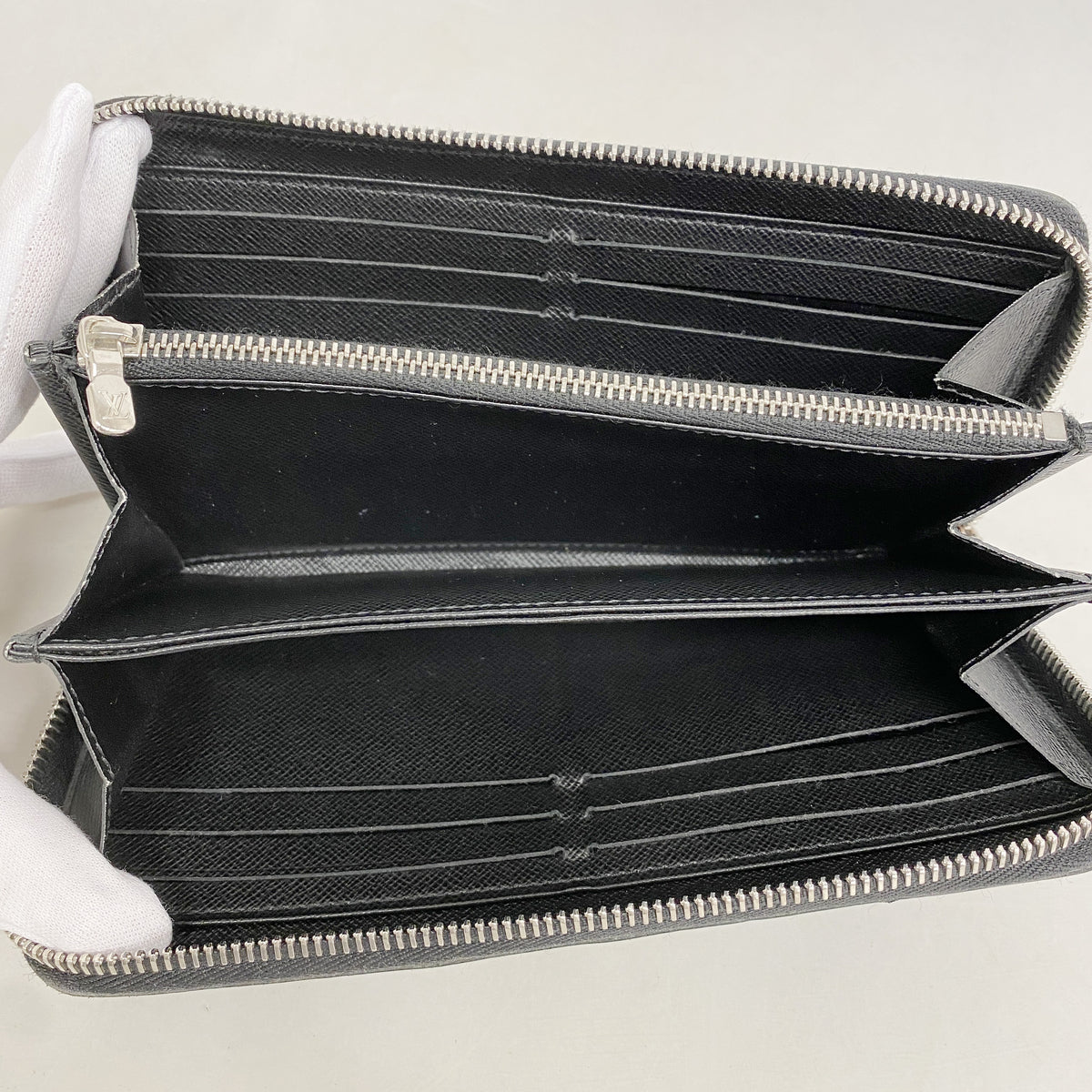 【6hb0171】ルイヴィトン 長財布 エピ ジッピーウォレット M60072 ノワール【中古】メンズ レディース ユニセックス