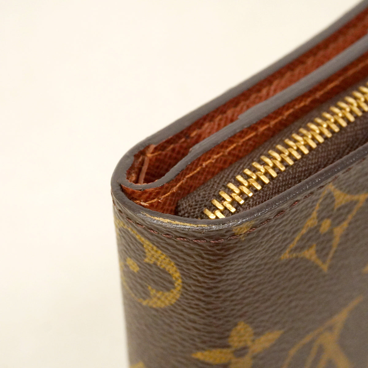 【6hb0181】ルイヴィトン 財布 モノグラム コンパクトジップ M61667 ブラウン【中古】レディース