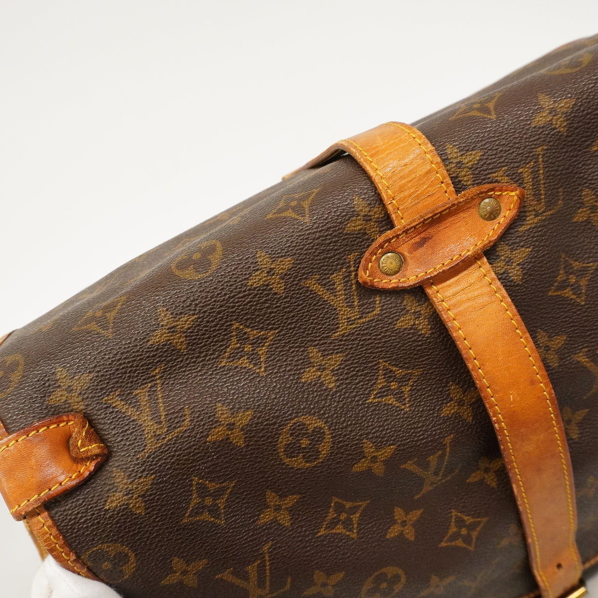 【6hb0192】ルイヴィトン ショルダーバッグ モノグラム ソミュール35 M42254 ブラウン【中古】レディース
