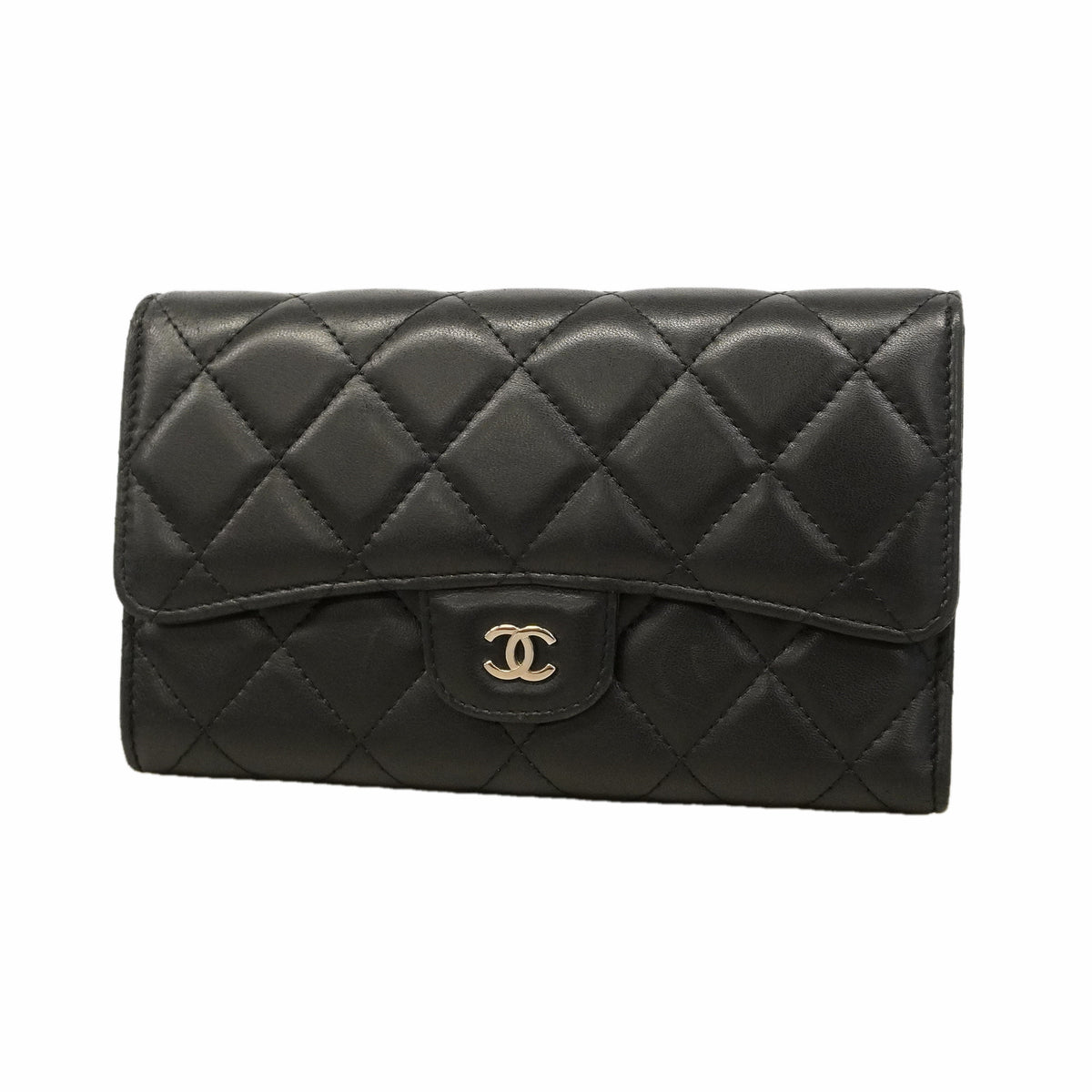 【6hb0199】シャネル 三つ折り長財布 マトラッセ ラムスキン ブラック シルバー金具【中古】レディース