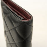 【6hb0199】シャネル 三つ折り長財布 マトラッセ ラムスキン ブラック シルバー金具【中古】レディース