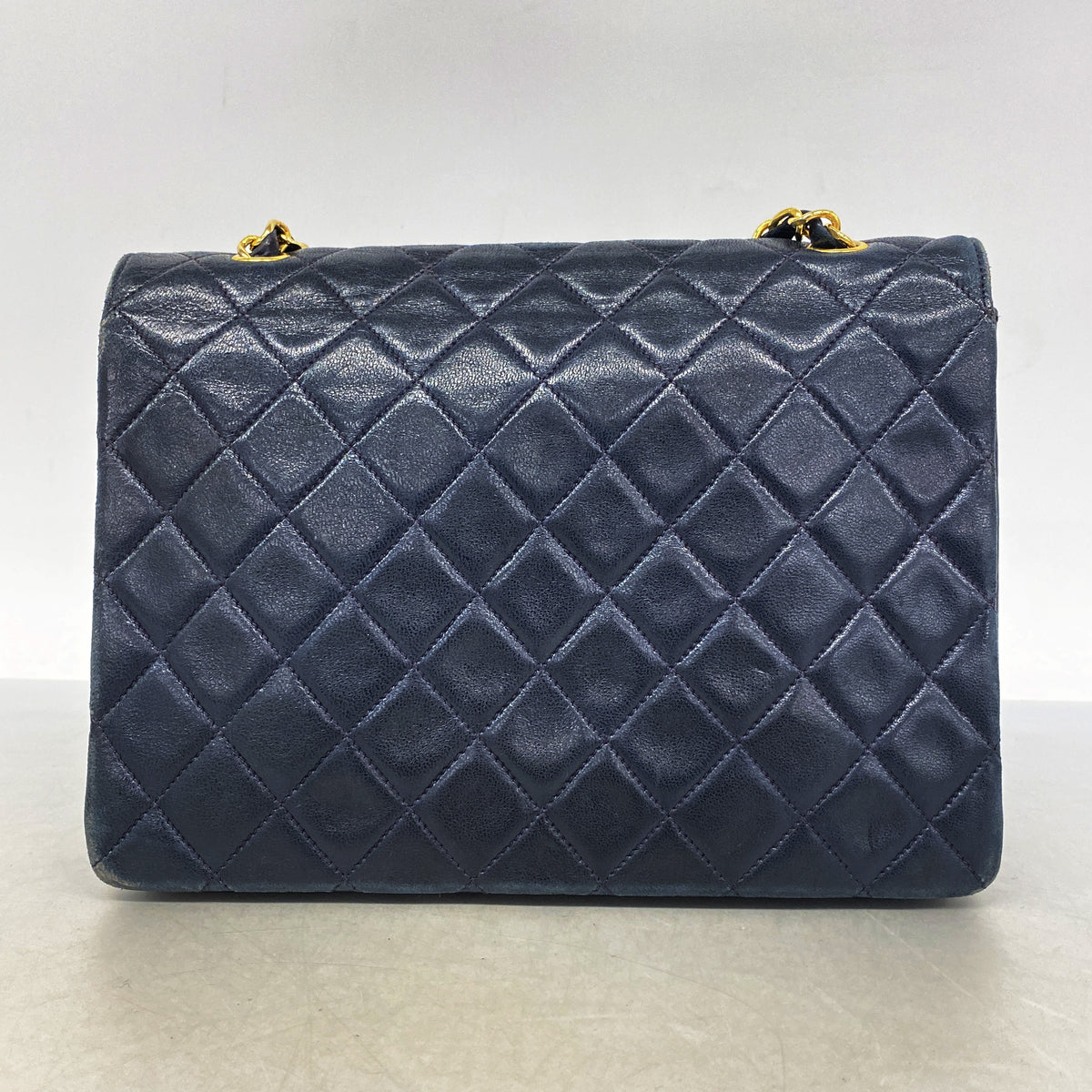 【6hb0204】シャネル ショルダーバッグ ミニマトラッセ チェーンショルダー ラムスキン ブラック ゴールド金具【中古】レディース