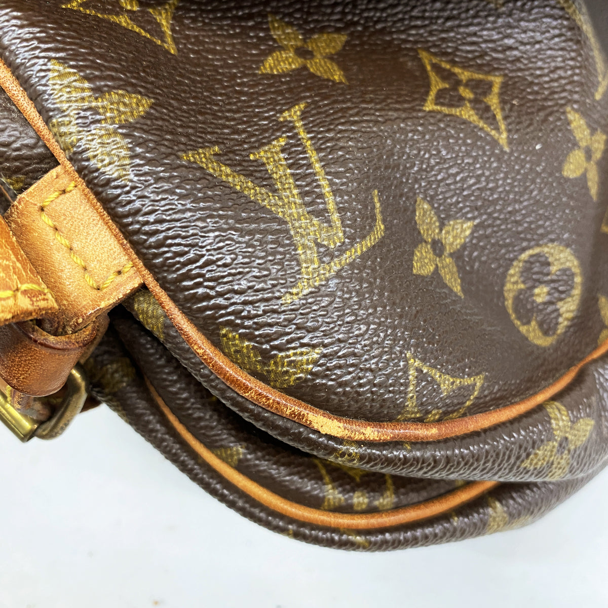 【6hb0209】ルイヴィトン ショルダーバッグ モノグラム ソミュール30 M42256 ブラウン【中古】レディース