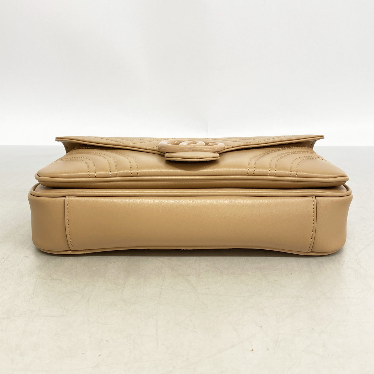 【6hb0271】グッチ ショルダーバッグ GGマーモント 826098 レザー ベージュ シルバー金具【中古】レディース