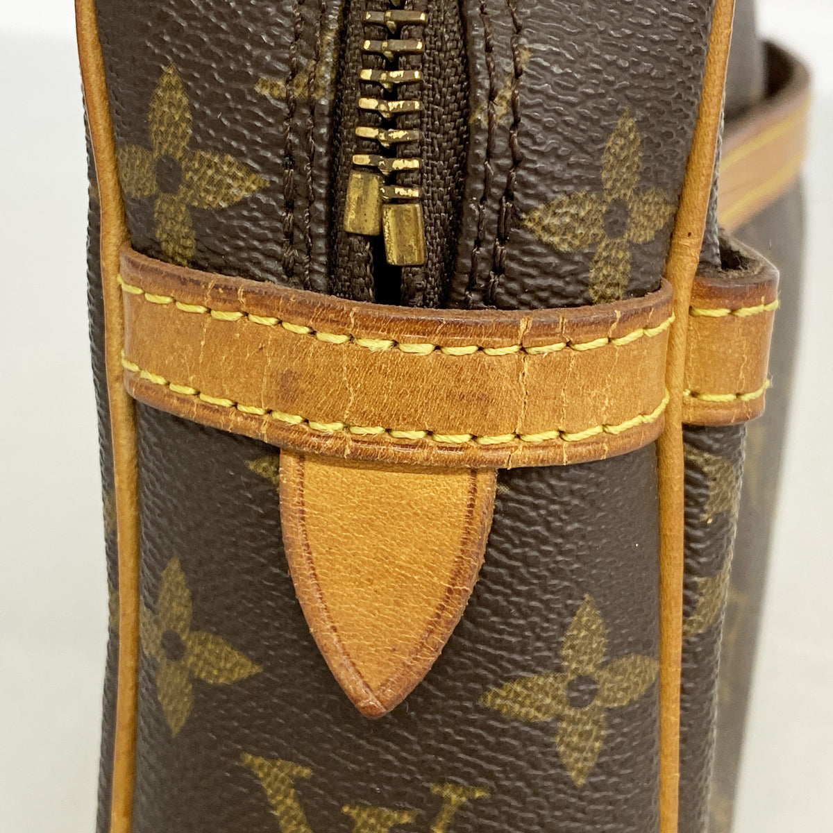 【6hb0277】ルイヴィトン クラッチバッグ モノグラム コンピエーニュ23 M51847 ブラウン【中古】メンズ レディース ユニセックス