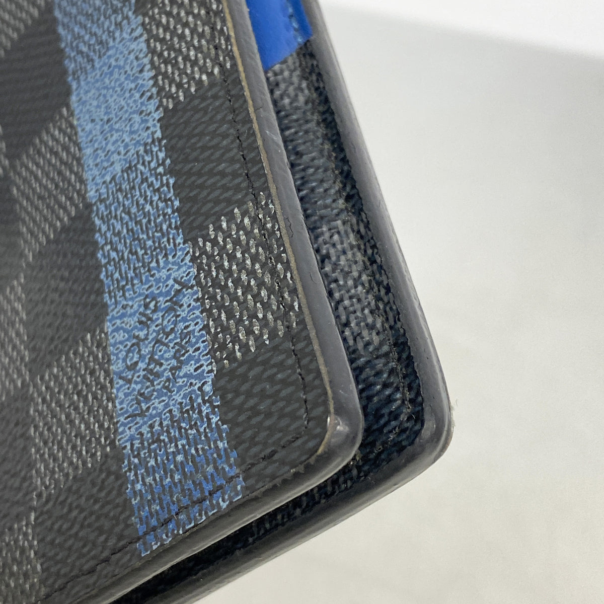 【6hb0280】ルイヴィトン カードケース ダミエ・グラフィット ストライプ オーガナイザードゥポッシュ N60076 ブラック ブルー【中古】メンズ