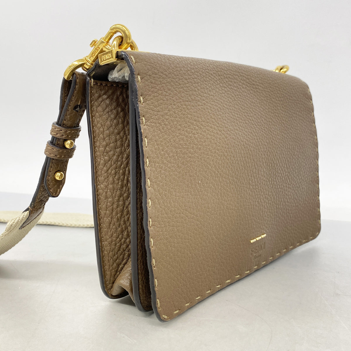 【6hb0281】フェンディ ショルダーバッグ セレリア レザー ブラウン ゴールド金具【中古】レディース