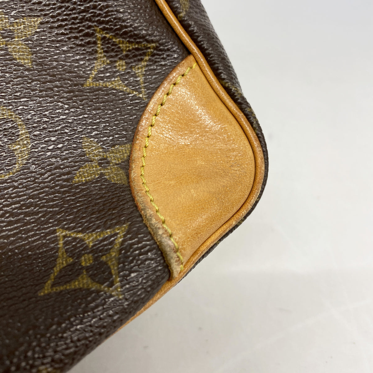 【6hb0286】ルイヴィトン ショルダーバッグ モノグラム ナイル M45244 ブラウン【中古】レディース