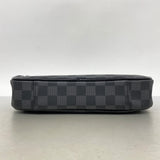 【6hb0288】ルイヴィトン ボディバッグ ダミエ・グラフィット アンブレール N41289 ブラック【中古】メンズ