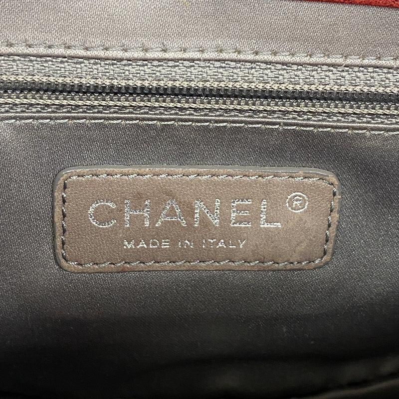 【6hb0301】シャネル ショルダーバッグ ミニマトラッセ Wチェーン ラムスキン レッド シルバー金具【中古】レディース