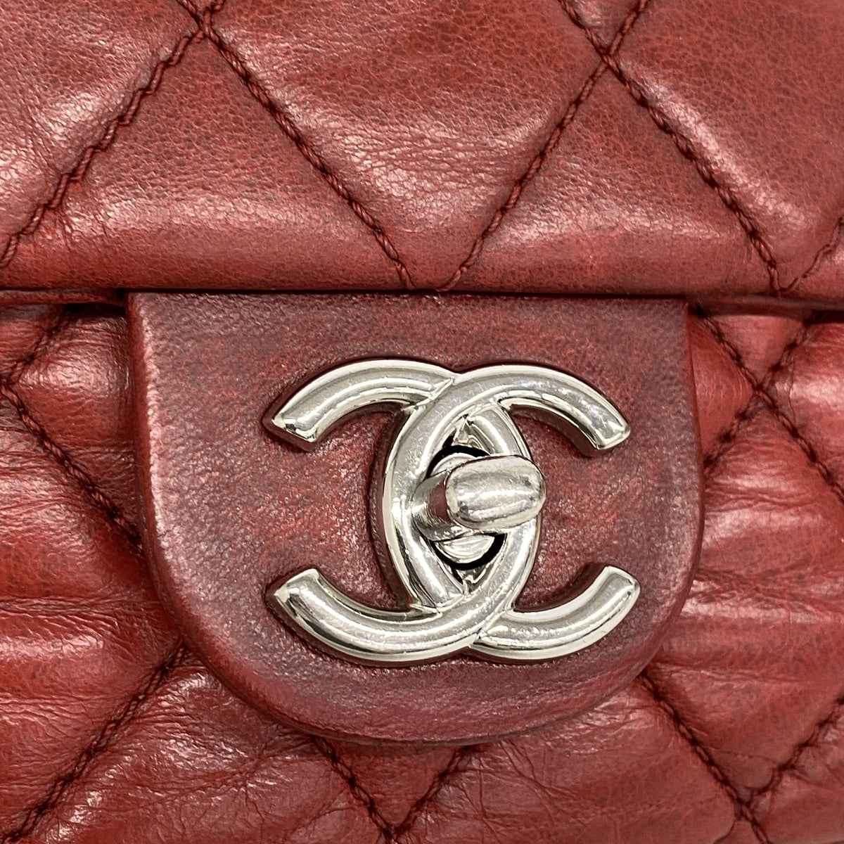 【6hb0301】シャネル ショルダーバッグ ミニマトラッセ Wチェーン ラムスキン レッド シルバー金具【中古】レディース