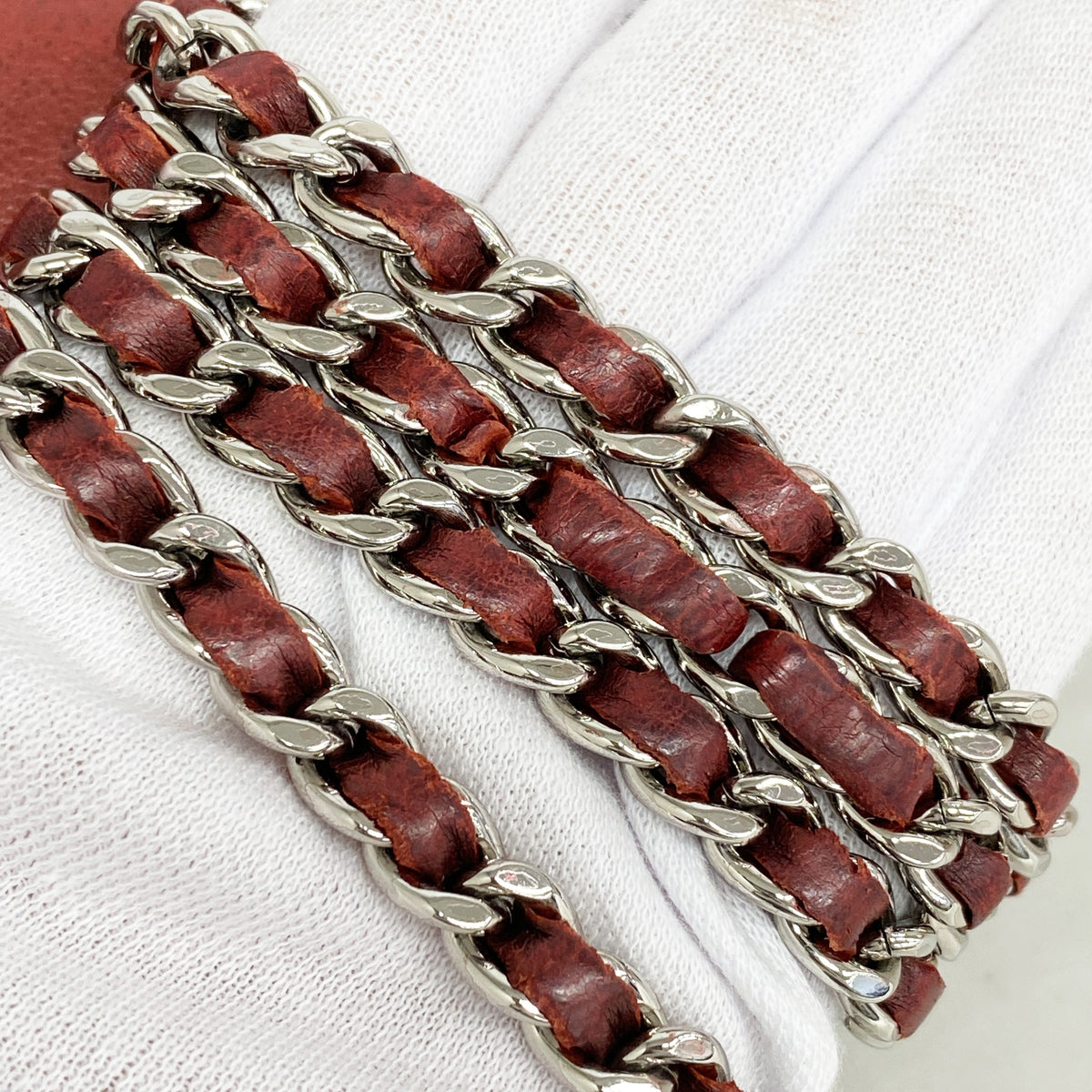 【6hb0301】シャネル ショルダーバッグ ミニマトラッセ Wチェーン ラムスキン レッド シルバー金具【中古】レディース