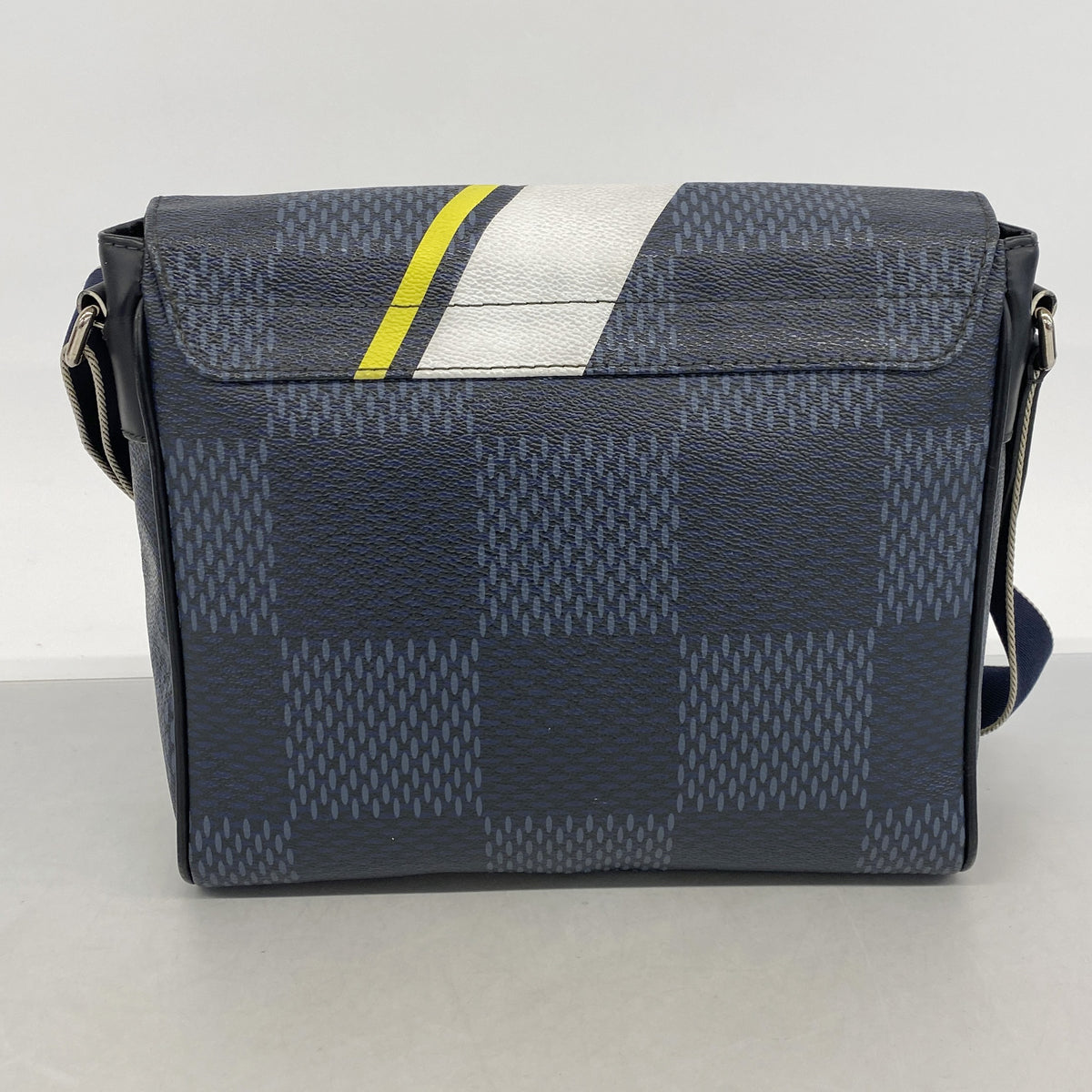 【6hb0317】ルイヴィトン ショルダーバッグ ダミエラティテュード ディストリクトMM M N44004 ネイビー【中古】メンズ