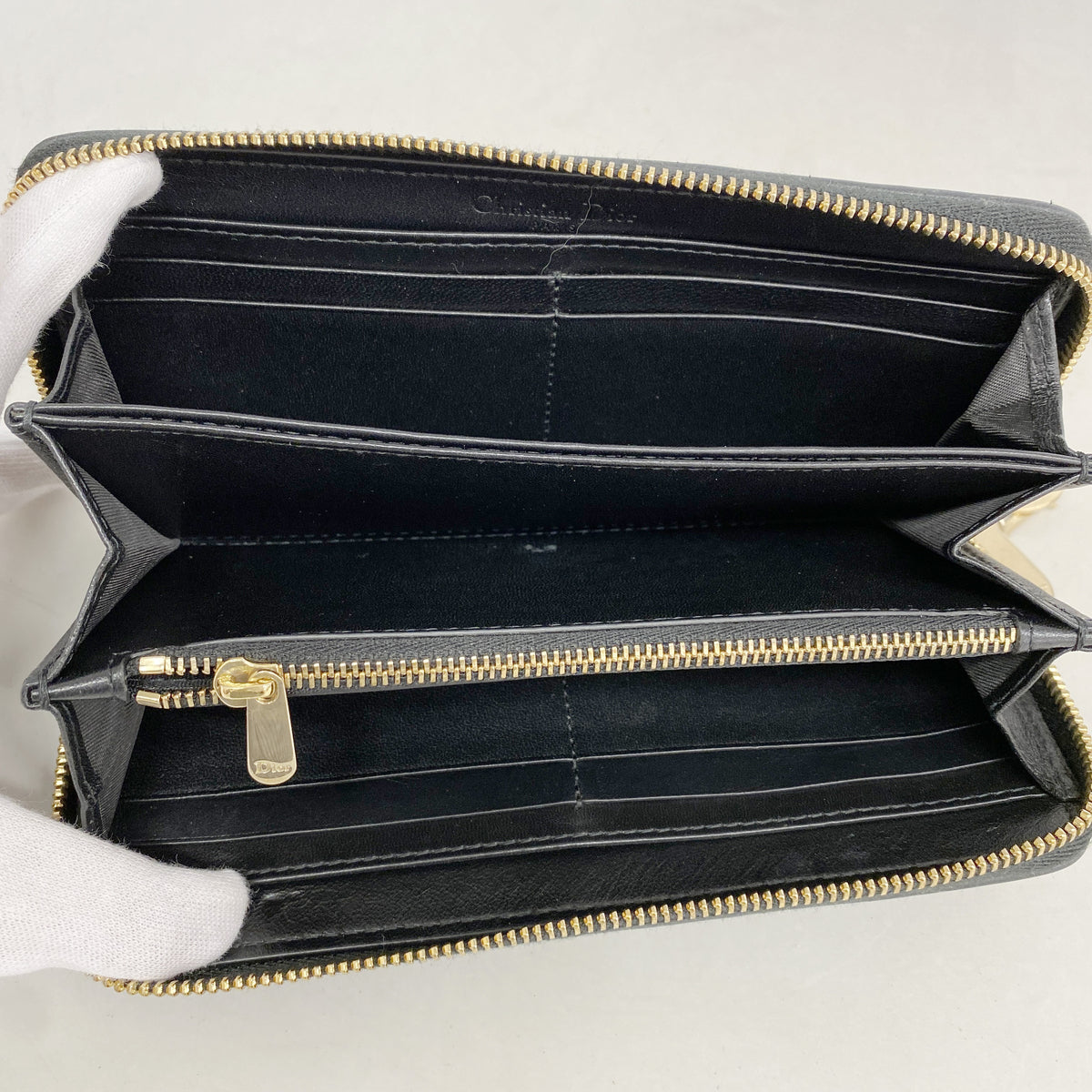 【6hb0330】クリスチャンディオール 長財布 カナージュ レザー ブラック ゴールド金具【中古】レディース