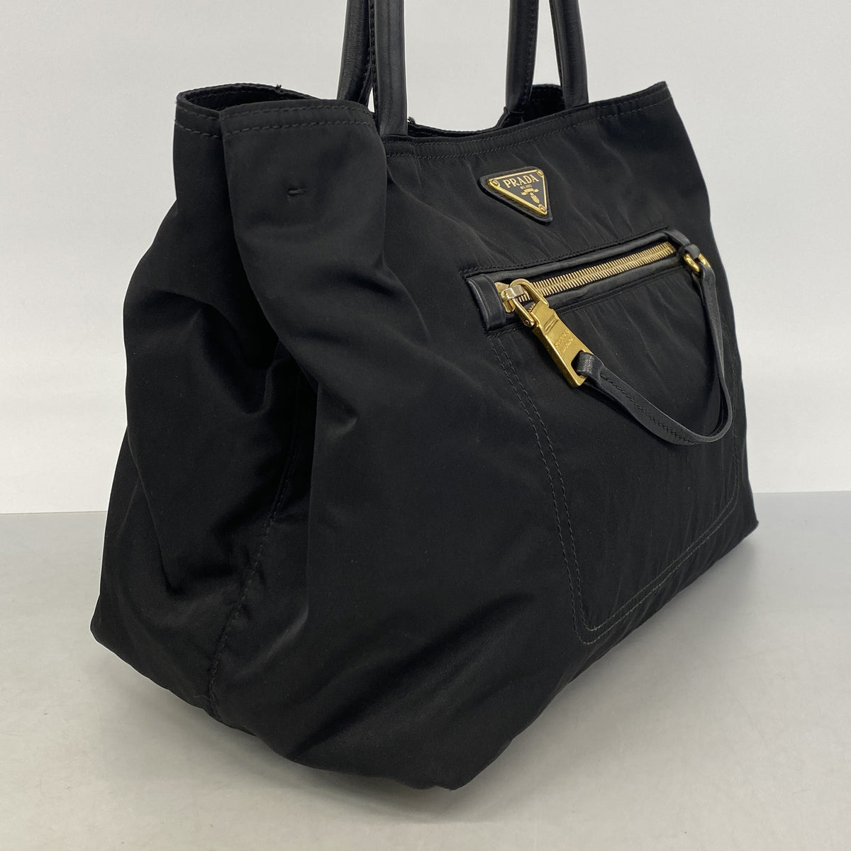 【6hb0346-k】プラダ ハンドバッグ テスート ナイロン ブラック ゴールド金具【中古】レディース