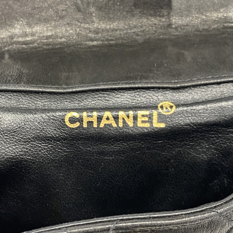 【6hb0349-k】シャネル リュック・デイパック マトラッセ ラムスキン ブラック ゴールド金具【中古】レディース