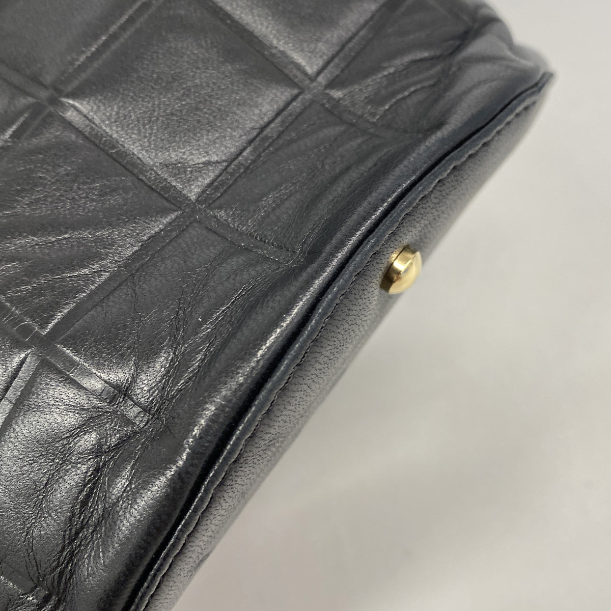【6hb0350-k】シャネル ハンドバッグ チョコバー ラムスキン ブラック ゴールド金具【中古】レディース