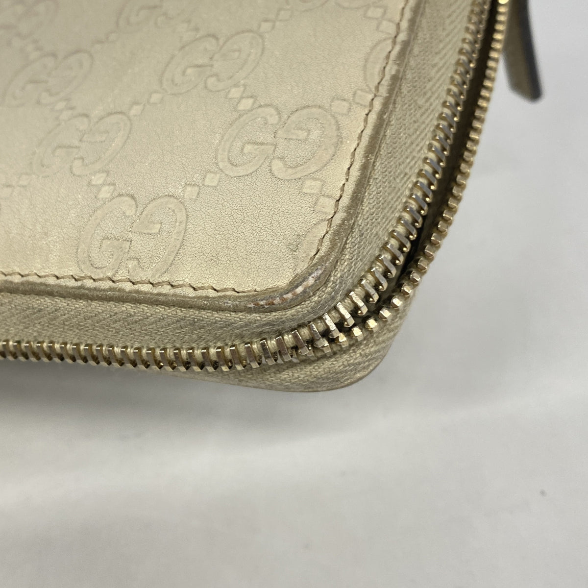 【6hb0367-k】グッチ 長財布 グッチシマ 112724 レザー ベージュ ゴールド金具【中古】レディース