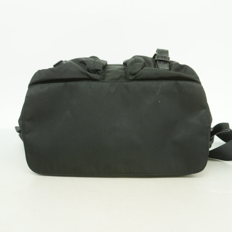 【6hb0379-k】プラダ リュック・デイパック ナイロン ブラック シルバー金具【中古】メンズ レディース ユニセックス