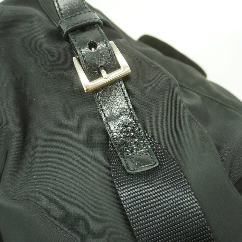 【6hb0379-k】プラダ リュック・デイパック ナイロン ブラック シルバー金具【中古】メンズ レディース ユニセックス
