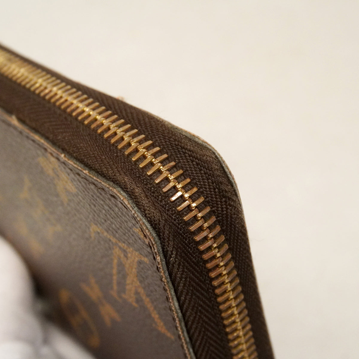 【6hb0425】ルイヴィトン 長財布 モノグラム ジッピーウォレット M60017 ブラウン【中古】メンズ レディース ユニセックス