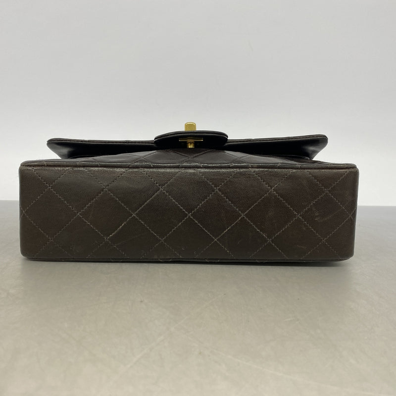 【6hb0474】シャネル ショルダーバッグ マトラッセ Wフラップ Wチェーン ラムスキン ブラック ゴールド金具【中古】レディース