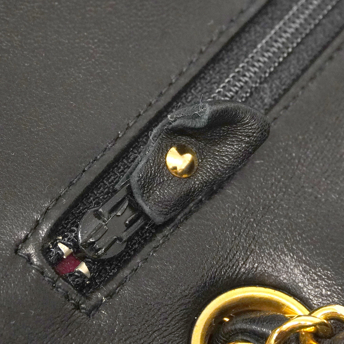【6hb0494】シャネル ショルダーバッグ マトラッセ Wフラップ Wチェーン ラムスキン ブラック ゴールド金具【中古】レディース
