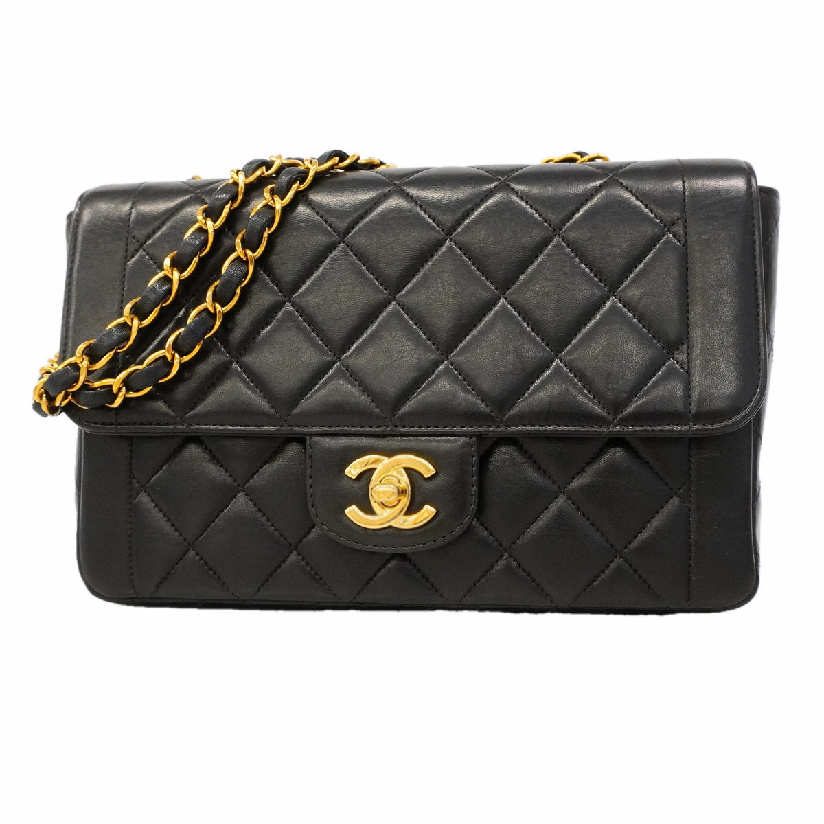 【6hb0510】シャネル ショルダーバッグ マトラッセ Wチェーン ラムスキン ブラック ゴールド金具【中古】レディース