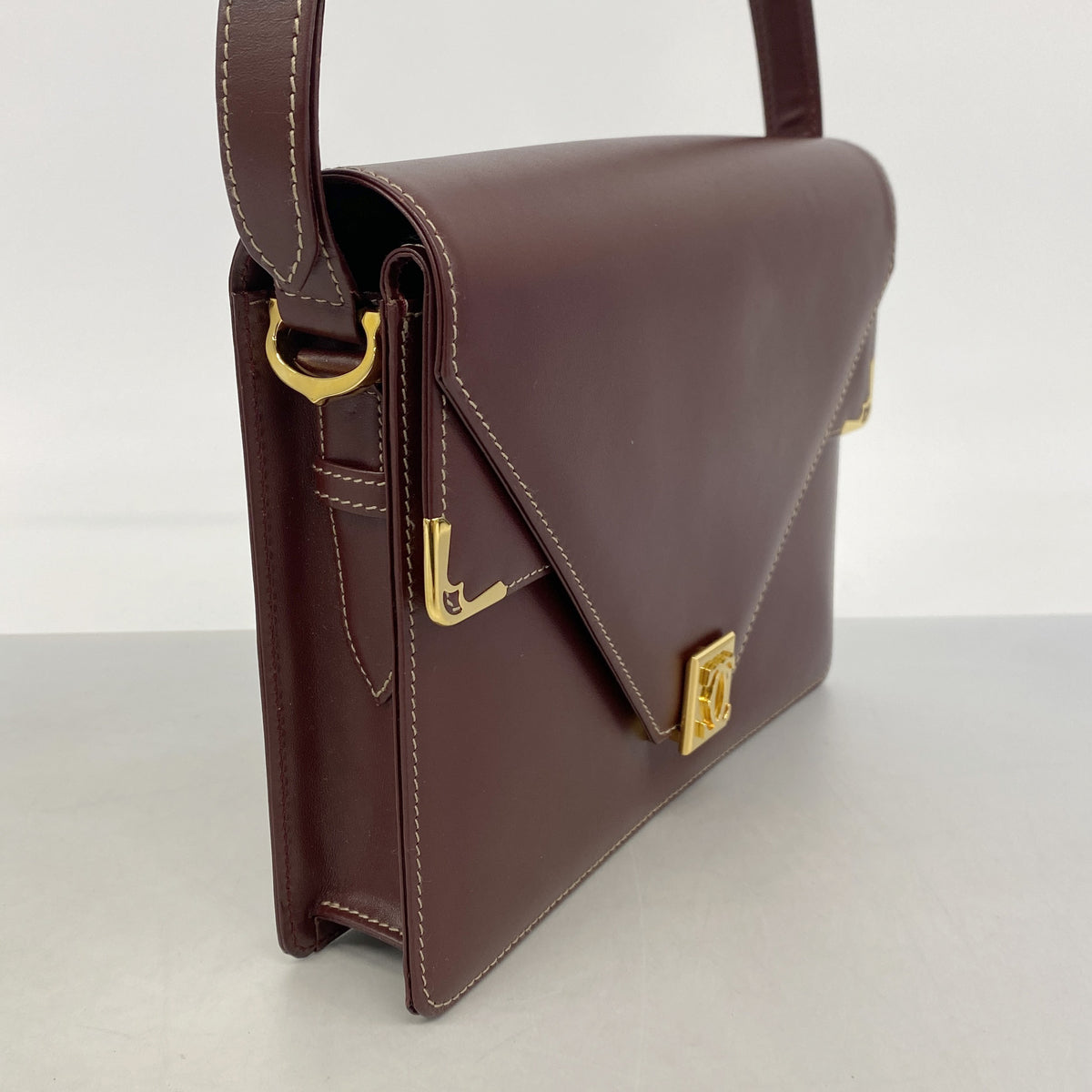 【6hb0515】カルティエ ショルダーバッグ マスト レザー ボルドー ゴールド金具【中古】レディース