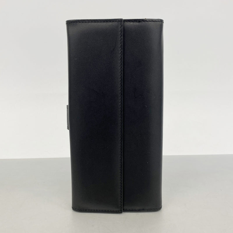 【6hb0520】サルヴァトーレフェラガモ 長財布 レザー ブラック シルバー金具【中古】レディース
