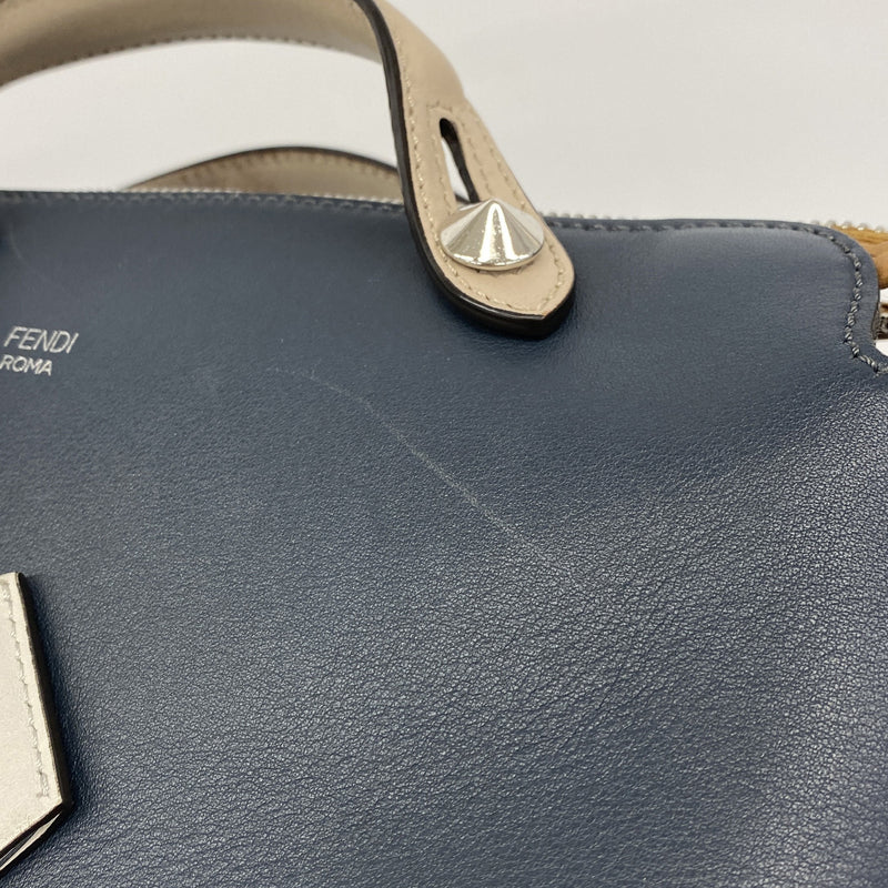 【6hb0523】フェンディ ハンドバッグ ピーカブー バイザウェイ レザー ネイビー ブラウン シルバー金具 2wayバッグ【中古】レディース