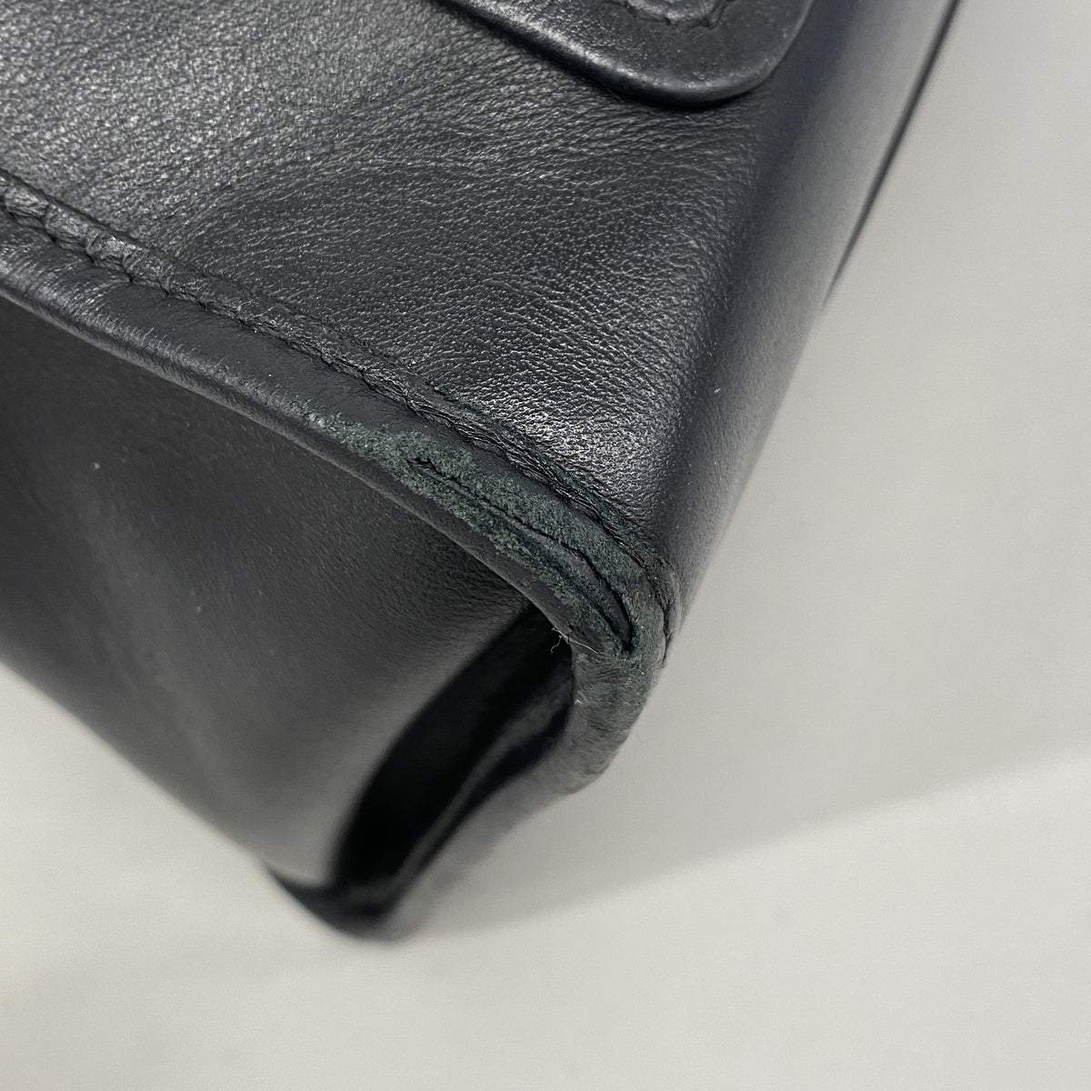 【6hb0527】フェンディ ハンドバッグ レザー ブラック ゴールド/シルバー金具【中古】レディース