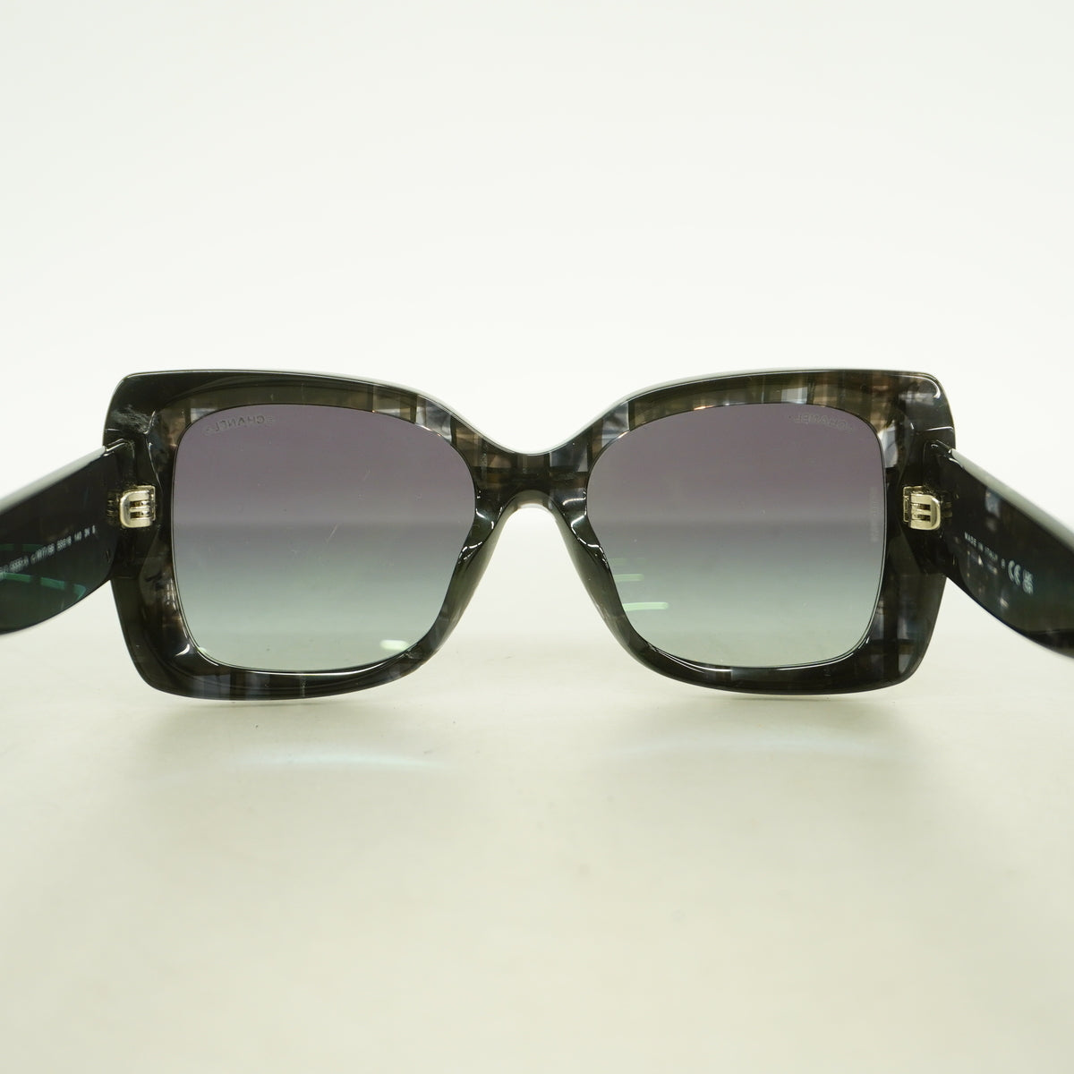 【6hb0551】シャネル サングラス 5555-A プラスチック ブラック シルバー金具【中古】レディース