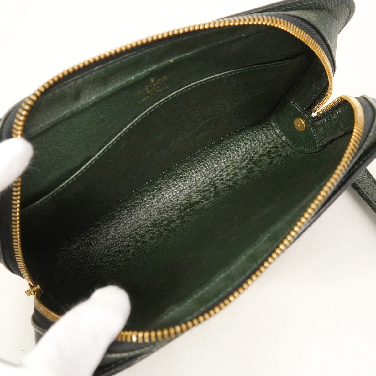 【6hb0594-k】ルイヴィトン クラッチバッグ タイガ バイカル M30184 エピセア【中古】メンズ