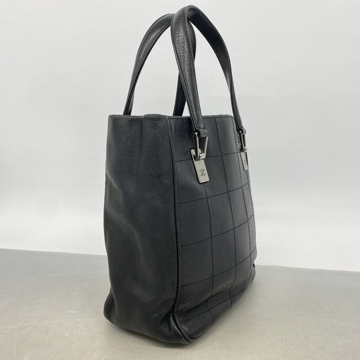 【6hb0604】シャネル トートバッグ チョコバー キャビアスキン ブラック シルバー金具【中古】レディース