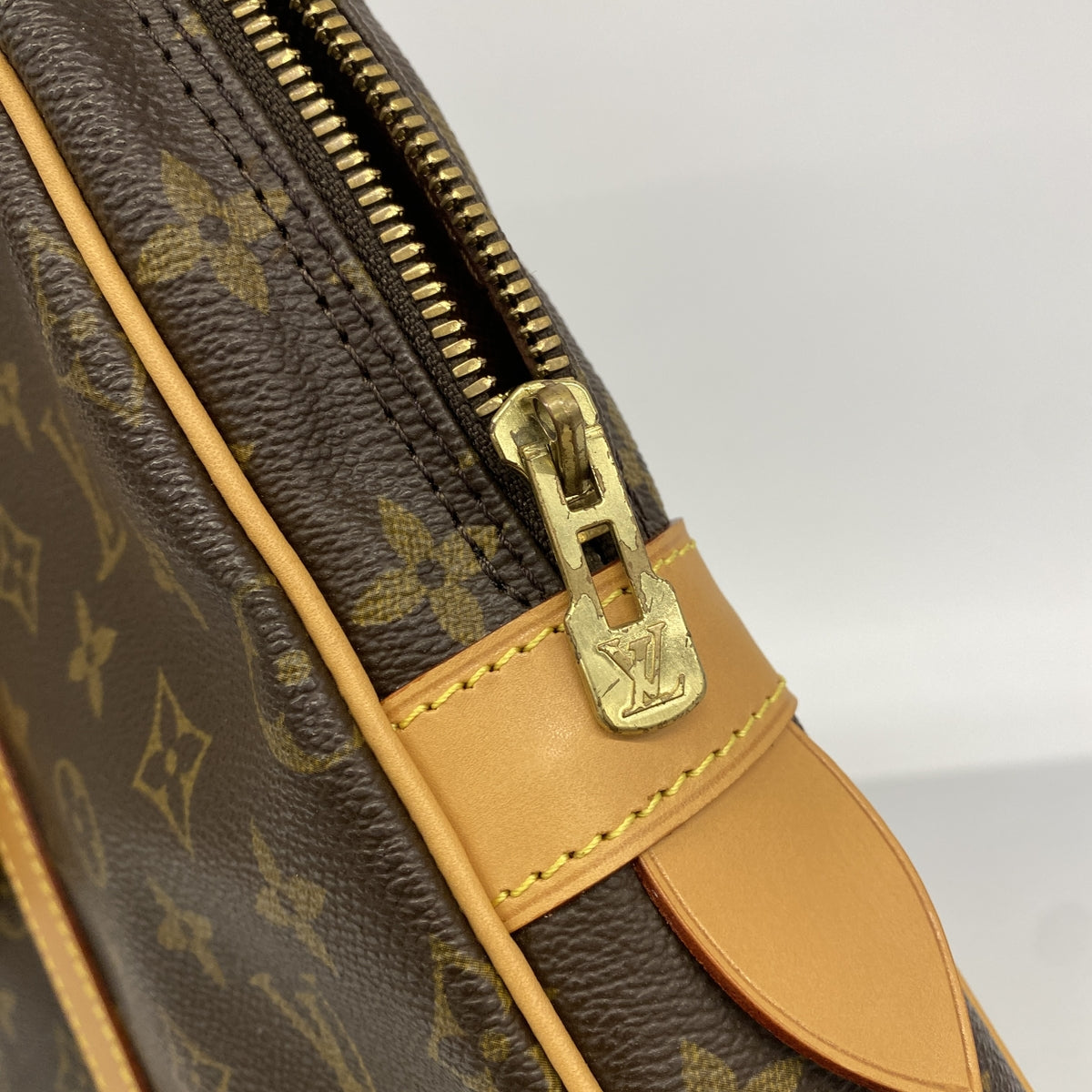【6hb0616】ルイヴィトン ビジネスバッグ モノグラム ポルトドキュマンヴォワヤージュ M53361 ブラウン【中古】メンズ