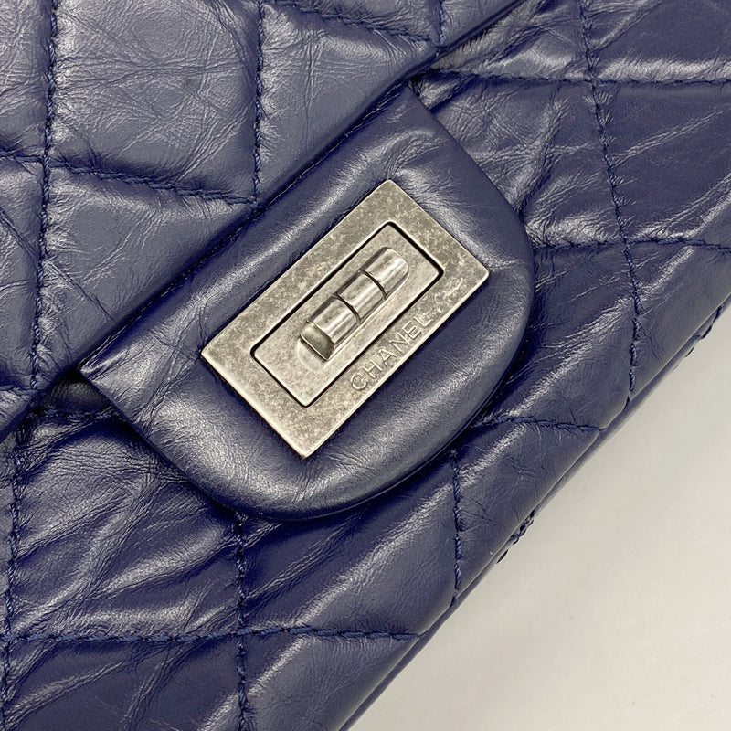 【6hb0644-k】シャネル ショルダーバッグ 2.55/マトラッセ Wフラップ Wチェーン レザー ブルー シルバー金具【中古】レディース