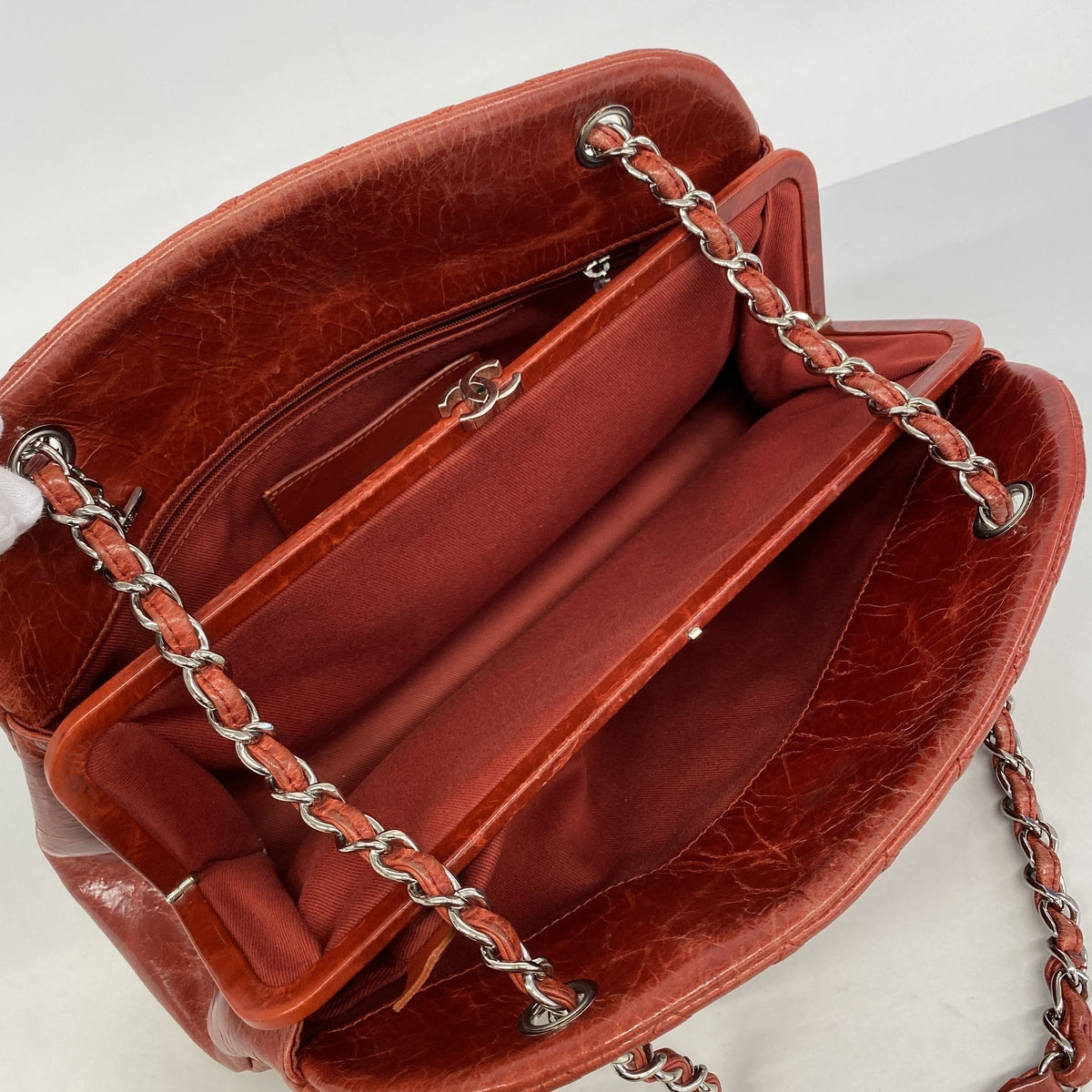 【6hb0645-k】シャネル ショルダーバッグ マトラッセ チェーンショルダー レザー レッド シルバー金具【中古】レディース