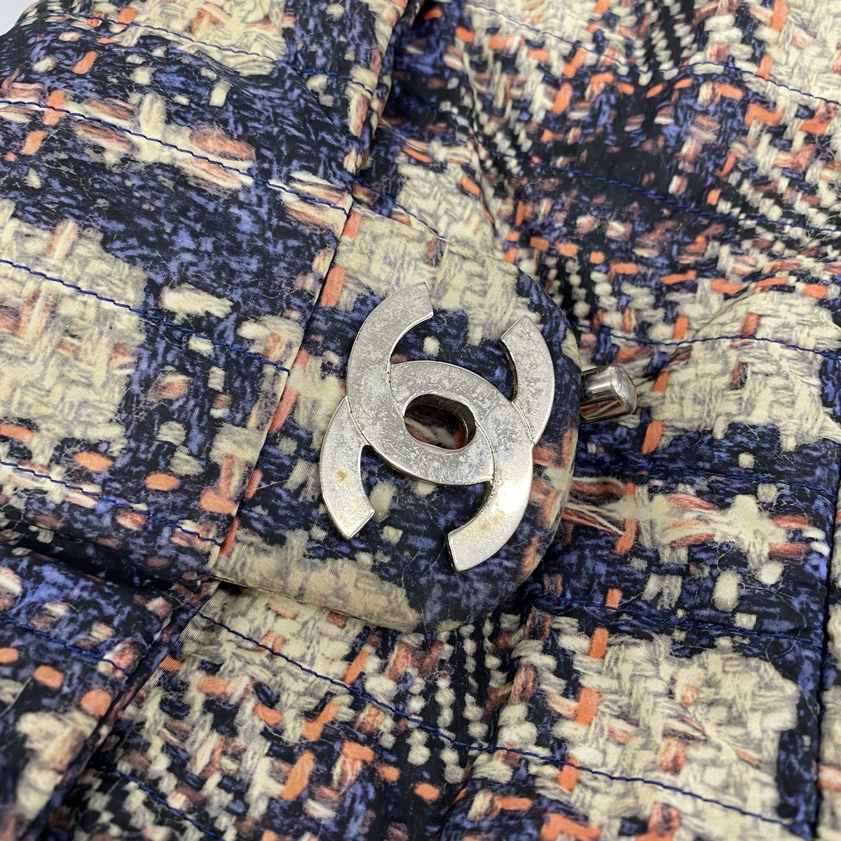 【6hb0646-k】シャネル ショルダーバッグ Wチェーン ナイロン ネイビー ベージュ ピンク シルバー金具【中古】レディース