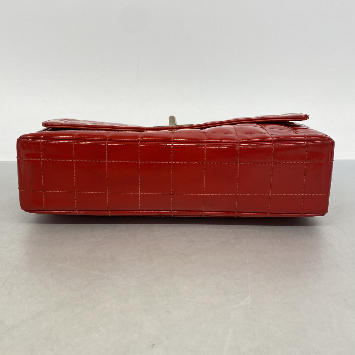 【6hb0648-k】シャネル ショルダーバッグ 2.55/チョコバー Wチェーン パテントレザー レッド シルバー金具【中古】レディース