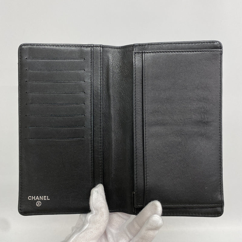 【6hb0694-k】シャネル 長財布 キャビアスキン ブラック シルバー金具【中古】レディース
