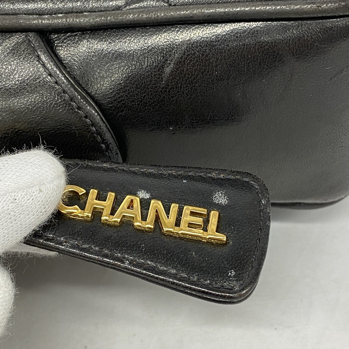 【6hb0699-k】シャネル ショルダーバッグ マトラッセ ラムスキン ブラック ゴールド金具【中古】レディース