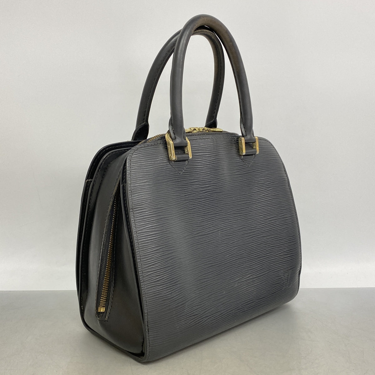 【6hb0709-k】ルイヴィトン ハンドバッグ エピ ポンヌフ M52052 ノワール【中古】レディース
