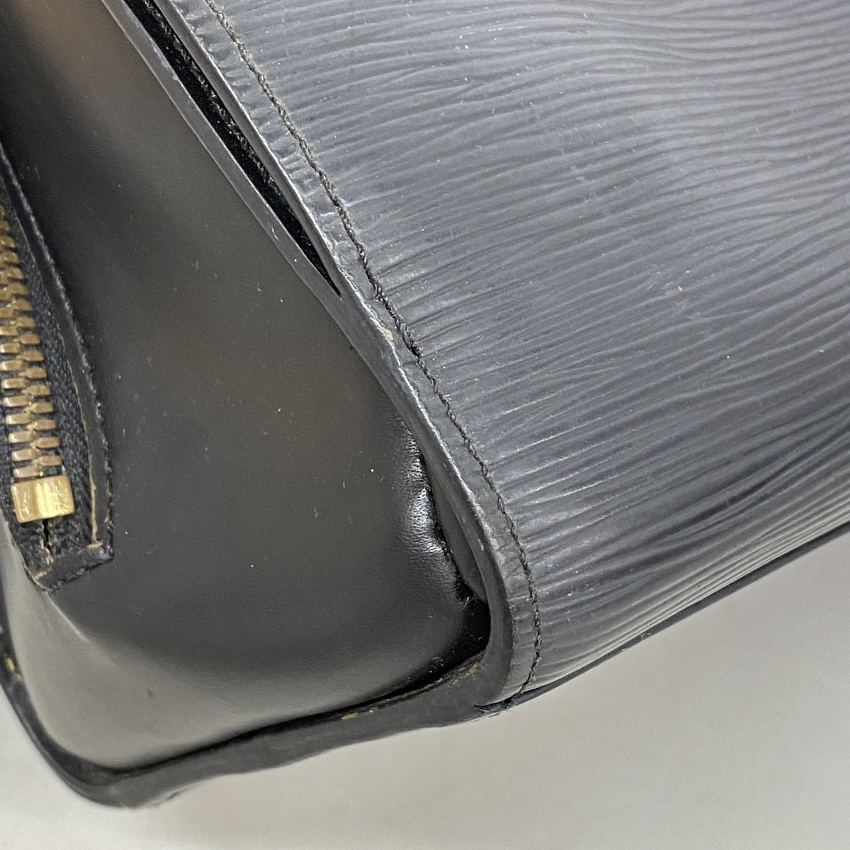 【6hb0709-k】ルイヴィトン ハンドバッグ エピ ポンヌフ M52052 ノワール【中古】レディース