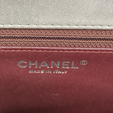 【6hb0711-k】シャネル ショルダーバッグ ボーイシャネル チェーンショルダー レザー グリーン シルバー金具【中古】レディース