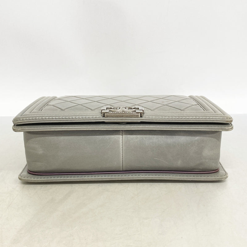 【6hb0711-k】シャネル ショルダーバッグ ボーイシャネル チェーンショルダー レザー グリーン シルバー金具【中古】レディース