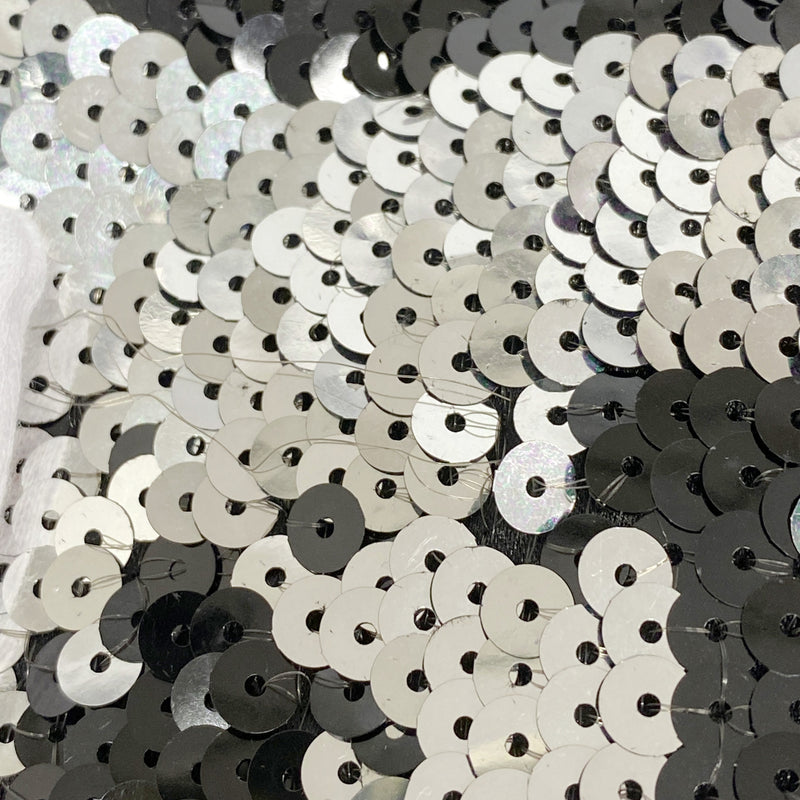 【6hb0713-k】シャネル チェーントート スパンコール レザー ブラック シルバー シルバー金具【中古】レディース